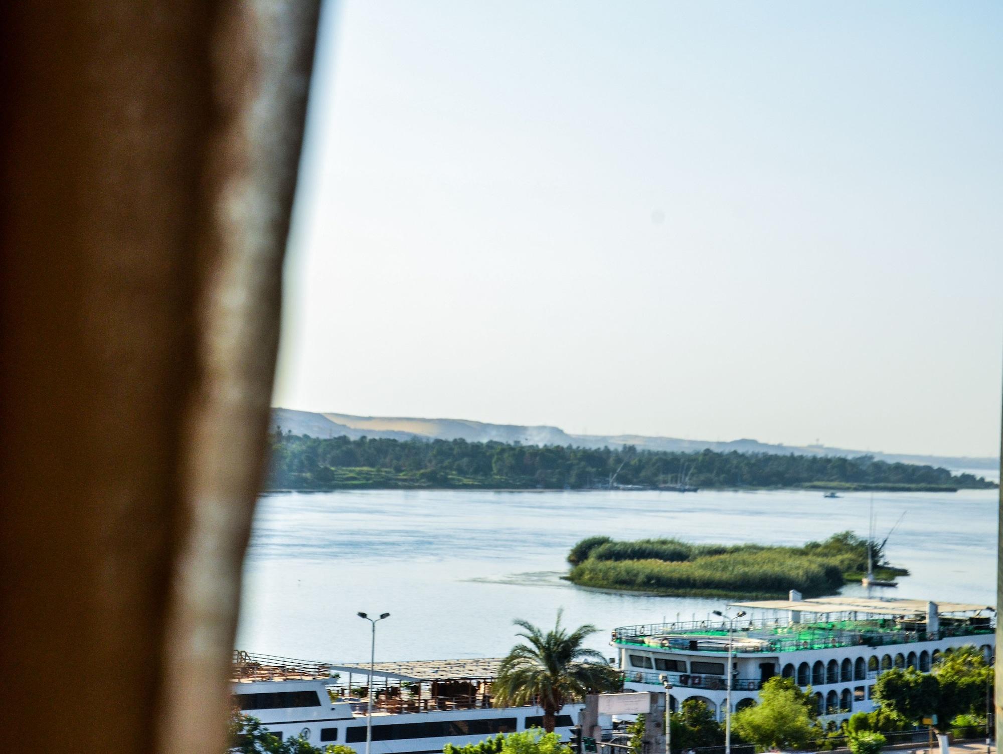 Marhaba Palace Hotel Aswan Exterior photo