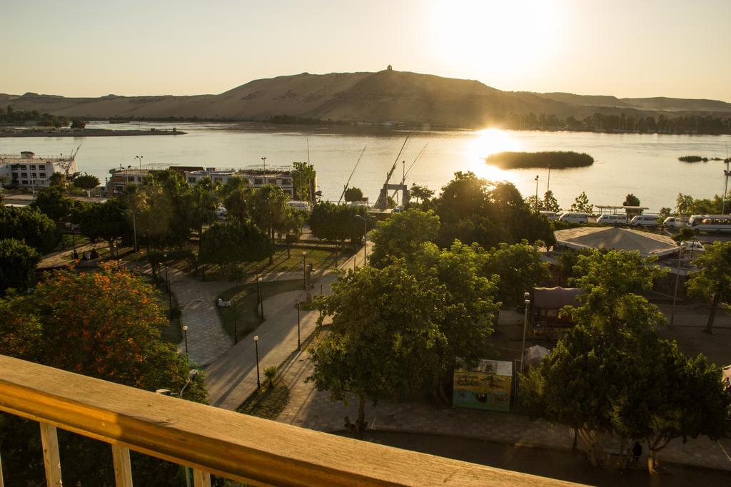 Marhaba Palace Hotel Aswan Exterior photo