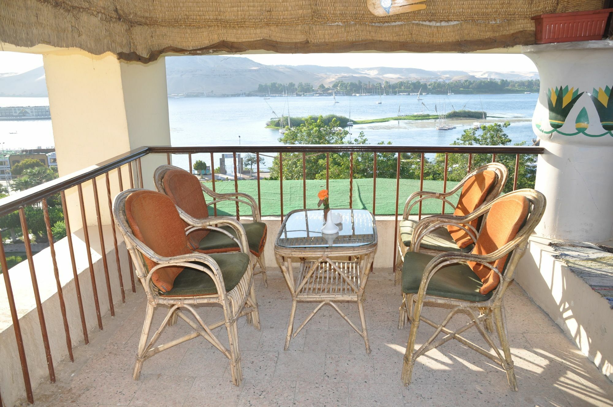 Marhaba Palace Hotel Aswan Exterior photo